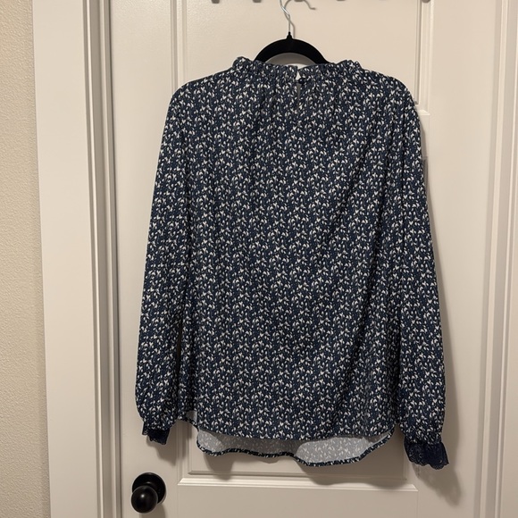 Grace Karin Navy Floral Blouse - Picture 2 of 2